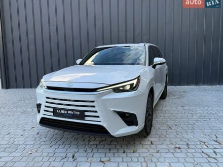 Білий Лексус TX, об'ємом двигуна 2.39 л та пробігом 16 тис. км за 78900 $, фото 1 на Automoto.ua