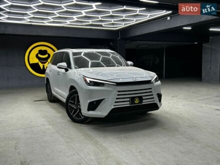 Білий Лексус TX, об'ємом двигуна 2.4 л та пробігом 22 тис. км за 84000 $, фото 1 на Automoto.ua