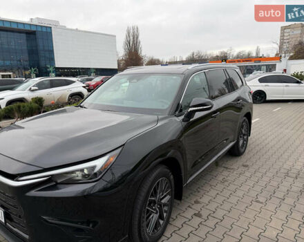 Чорний Лексус TX, об'ємом двигуна 2.39 л та пробігом 3 тис. км за 93000 $, фото 1 на Automoto.ua