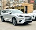 Серый Лексус TX, объемом двигателя 2.39 л и пробегом 25 тыс. км за 78999 $, фото 1 на Automoto.ua