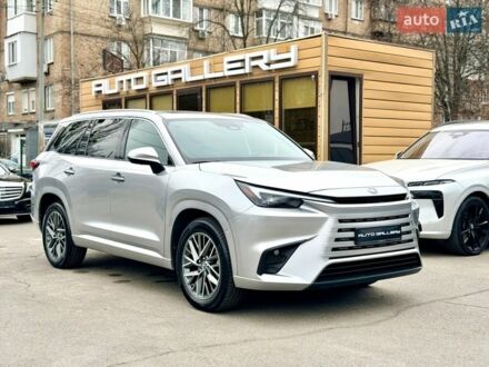 Серый Лексус TX, объемом двигателя 2.39 л и пробегом 25 тыс. км за 78999 $, фото 1 на Automoto.ua