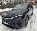 Синій Лексус TX, об'ємом двигуна 2.39 л та пробігом 11 тис. км за 83900 $, фото 1 на Automoto.ua