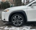 Белый Лексус UX, объемом двигателя 2 л и пробегом 66 тыс. км за 27990 $, фото 13 на Automoto.ua