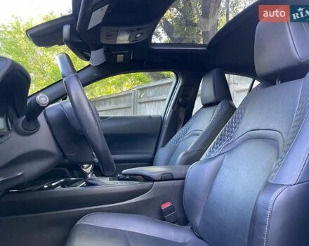 Білий Лексус UX, об'ємом двигуна 2 л та пробігом 66 тис. км за 25790 $, фото 14 на Automoto.ua
