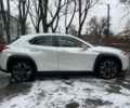 Белый Лексус UX, объемом двигателя 2 л и пробегом 66 тыс. км за 27990 $, фото 5 на Automoto.ua