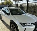 Белый Лексус UX, объемом двигателя 2 л и пробегом 104 тыс. км за 29500 $, фото 1 на Automoto.ua