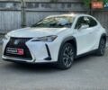Белый Лексус UX, объемом двигателя 2 л и пробегом 66 тыс. км за 25790 $, фото 1 на Automoto.ua