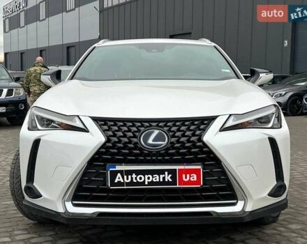 Белый Лексус UX, объемом двигателя 2 л и пробегом 86 тыс. км за 23390 $, фото 12 на Automoto.ua
