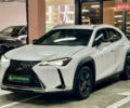 Белый Лексус UX, объемом двигателя 1.99 л и пробегом 46 тыс. км за 35500 $, фото 3 на Automoto.ua