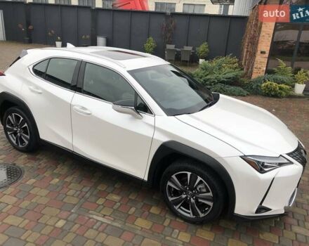 Белый Лексус UX, объемом двигателя 1.99 л и пробегом 79 тыс. км за 25500 $, фото 15 на Automoto.ua