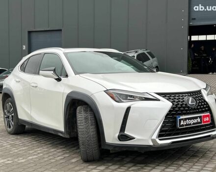 Белый Лексус UX, объемом двигателя 2 л и пробегом 86 тыс. км за 23390 $, фото 10 на Automoto.ua