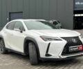 Белый Лексус UX, объемом двигателя 2 л и пробегом 86 тыс. км за 23390 $, фото 10 на Automoto.ua