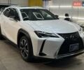 Білий Лексус UX, об'ємом двигуна 1.99 л та пробігом 111 тис. км за 29500 $, фото 1 на Automoto.ua