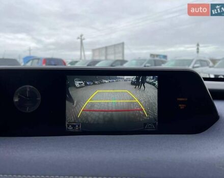 Белый Лексус UX, объемом двигателя 2 л и пробегом 86 тыс. км за 23390 $, фото 36 на Automoto.ua