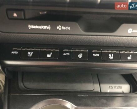 Белый Лексус UX, объемом двигателя 1.99 л и пробегом 79 тыс. км за 25500 $, фото 61 на Automoto.ua