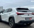 Белый Лексус UX, объемом двигателя 2 л и пробегом 86 тыс. км за 23390 $, фото 4 на Automoto.ua