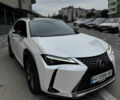 Белый Лексус UX, объемом двигателя 1.99 л и пробегом 61 тыс. км за 31800 $, фото 2 на Automoto.ua