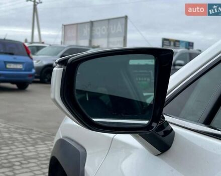 Белый Лексус UX, объемом двигателя 2 л и пробегом 86 тыс. км за 23390 $, фото 13 на Automoto.ua