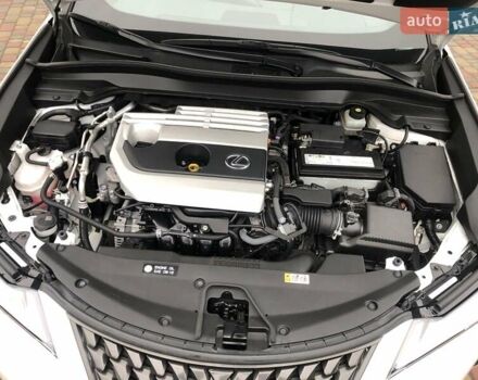 Белый Лексус UX, объемом двигателя 1.99 л и пробегом 79 тыс. км за 25500 $, фото 53 на Automoto.ua