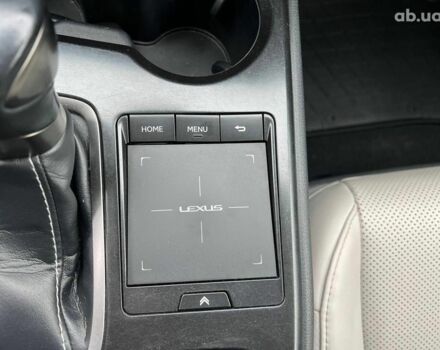 Белый Лексус UX, объемом двигателя 2 л и пробегом 86 тыс. км за 23390 $, фото 35 на Automoto.ua