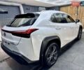 Білий Лексус UX, об'ємом двигуна 1.99 л та пробігом 103 тис. км за 29500 $, фото 2 на Automoto.ua