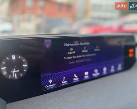 Белый Лексус UX, объемом двигателя 2 л и пробегом 45 тыс. км за 28000 $, фото 13 на Automoto.ua