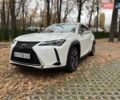 Белый Лексус UX, объемом двигателя 1.97 л и пробегом 87 тыс. км за 26000 $, фото 1 на Automoto.ua
