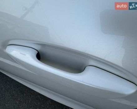 Лексус UX 2020 в Киеве на Automoto.ua Белый Лексус UX, объемом двигателя 1.99 л и пробегом 61 тыс. км за 27400 $, фото 25 на Automoto.ua