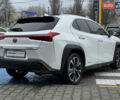 Белый Лексус UX, объемом двигателя 2 л и пробегом 70 тыс. км за 28700 $, фото 4 на Automoto.ua
