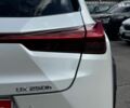 Білий Лексус UX, об'ємом двигуна 2 л та пробігом 70 тис. км за 25940 $, фото 4 на Automoto.ua