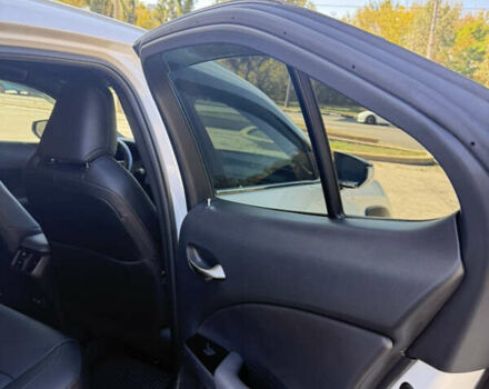 Білий Лексус UX, об'ємом двигуна 1.99 л та пробігом 86 тис. км за 23400 $, фото 20 на Automoto.ua