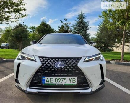 Білий Лексус UX, об'ємом двигуна 0 л та пробігом 63 тис. км за 27000 $, фото 1 на Automoto.ua
