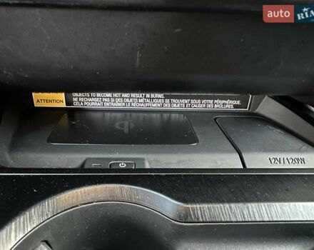 Лексус UX 2020 в Киеве на Automoto.ua Белый Лексус UX, объемом двигателя 1.99 л и пробегом 61 тыс. км за 27400 $, фото 18 на Automoto.ua