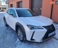 Білий Лексус UX, об'ємом двигуна 1.99 л та пробігом 29 тис. км за 34200 $, фото 1 на Automoto.ua