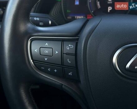 Белый Лексус UX, объемом двигателя 1.99 л и пробегом 14 тыс. км за 32000 $, фото 16 на Automoto.ua