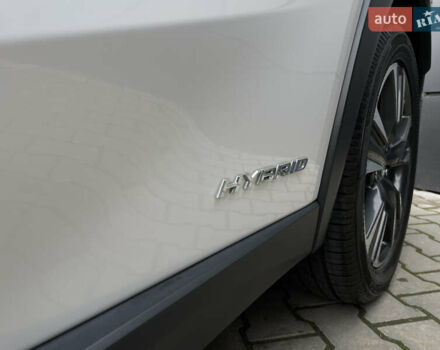 Белый Лексус UX, объемом двигателя 1.99 л и пробегом 70 тыс. км за 31000 $, фото 8 на Automoto.ua