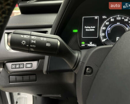 Белый Лексус UX, объемом двигателя 1.99 л и пробегом 70 тыс. км за 31000 $, фото 14 на Automoto.ua