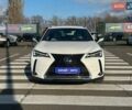 Белый Лексус UX, объемом двигателя 1.99 л и пробегом 14 тыс. км за 32000 $, фото 2 на Automoto.ua