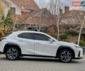 Белый Лексус UX, объемом двигателя 2 л и пробегом 72 тыс. км за 27900 $, фото 12 на Automoto.ua