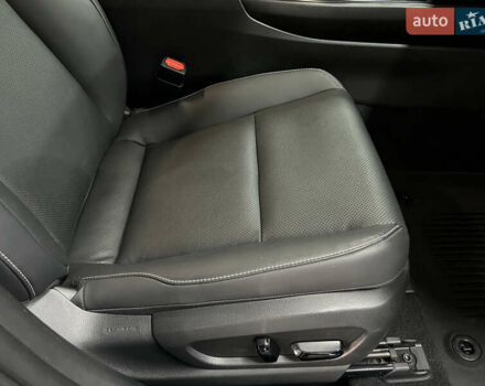 Білий Лексус UX, об'ємом двигуна 1.99 л та пробігом 22 тис. км за 29400 $, фото 35 на Automoto.ua