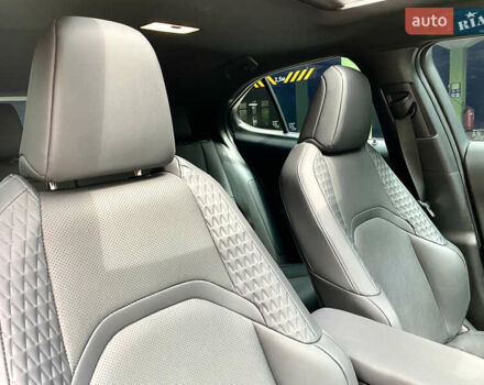 Білий Лексус UX, об'ємом двигуна 2 л та пробігом 22 тис. км за 30200 $, фото 49 на Automoto.ua