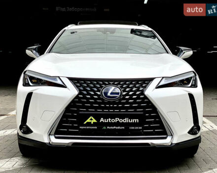 Білий Лексус UX, об'ємом двигуна 2 л та пробігом 22 тис. км за 30200 $, фото 7 на Automoto.ua