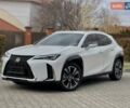 Белый Лексус UX, объемом двигателя 2 л и пробегом 72 тыс. км за 27900 $, фото 1 на Automoto.ua