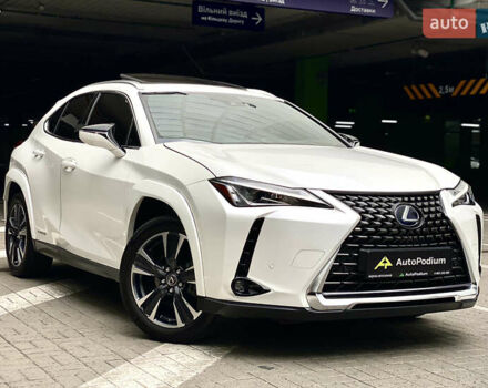 Білий Лексус UX, об'ємом двигуна 2 л та пробігом 22 тис. км за 30200 $, фото 1 на Automoto.ua