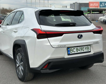 Білий Лексус UX, об'ємом двигуна 0 л та пробігом 27 тис. км за 24087 $, фото 17 на Automoto.ua