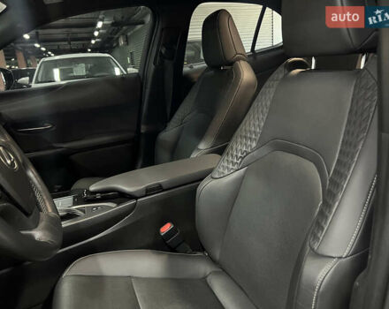 Білий Лексус UX, об'ємом двигуна 1.99 л та пробігом 22 тис. км за 29400 $, фото 21 на Automoto.ua