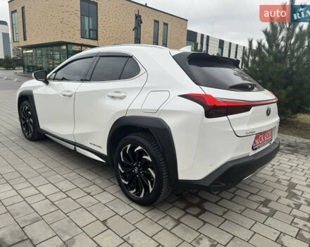 Білий Лексус UX, об'ємом двигуна 0 л та пробігом 75 тис. км за 25786 $, фото 15 на Automoto.ua
