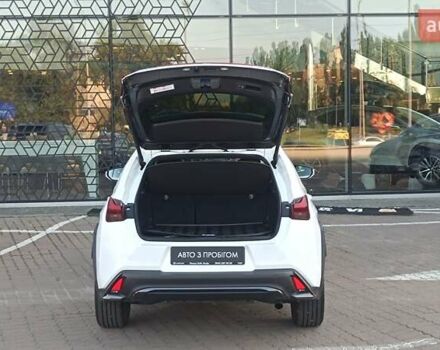 Білий Лексус UX, об'ємом двигуна 2 л та пробігом 32 тис. км за 38878 $, фото 9 на Automoto.ua