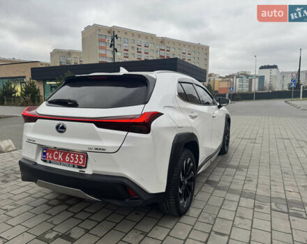 Білий Лексус UX, об'ємом двигуна 0 л та пробігом 75 тис. км за 25786 $, фото 19 на Automoto.ua