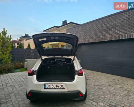 Лексус UX 2022 в Львове на Automoto.ua Белый Лексус UX, объемом двигателя 1.99 л и пробегом 68 тыс. км за 34990 $, фото 14 на Automoto.ua